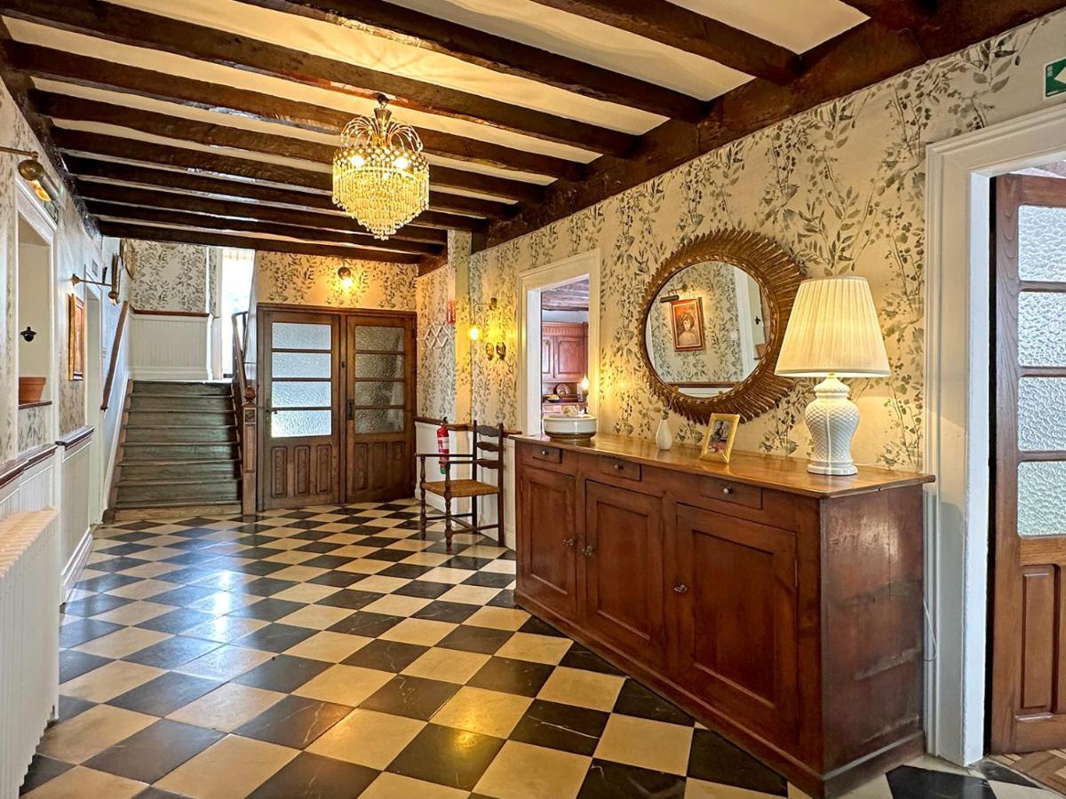 Etxeale Hotell Valcarlos Exteriör bild