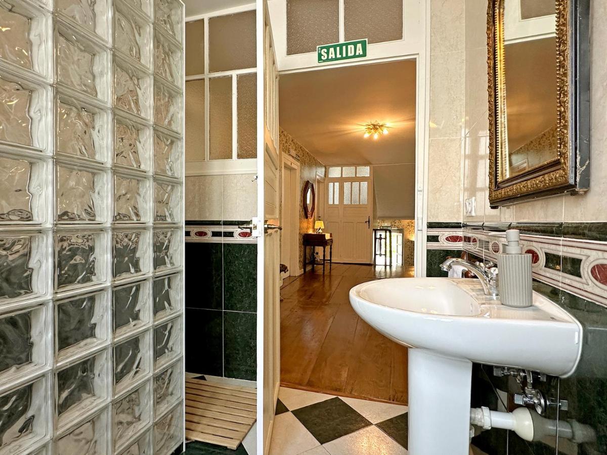 Etxeale Hotell Valcarlos Exteriör bild